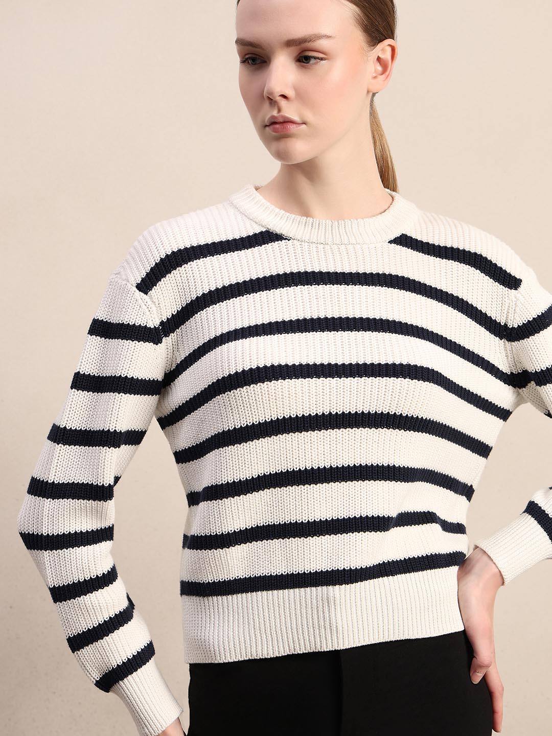 Ecru Striped O-Neck Pullover