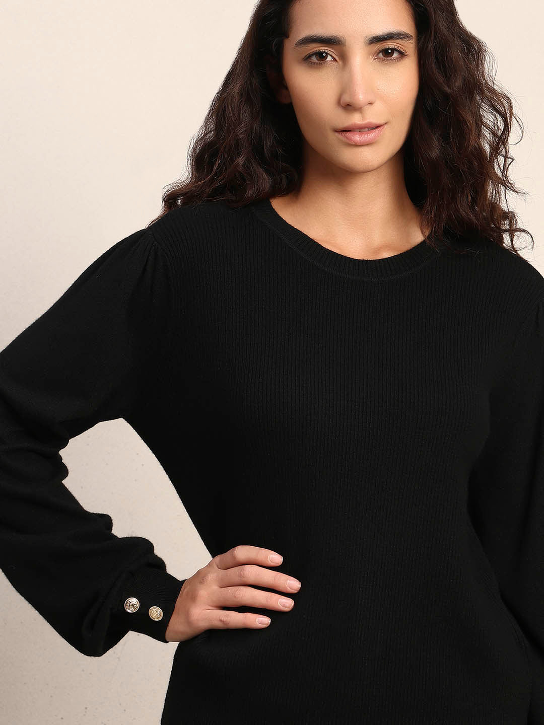 Ribbed Knit O-Neck Pullover