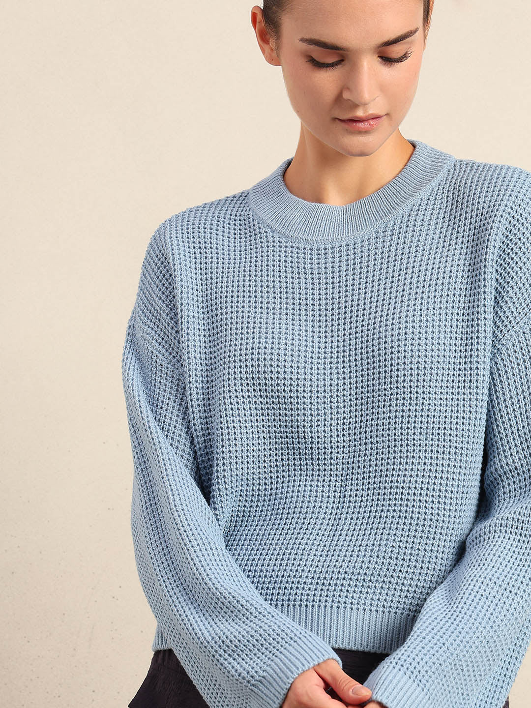 Light Blue Round Neck Pullover