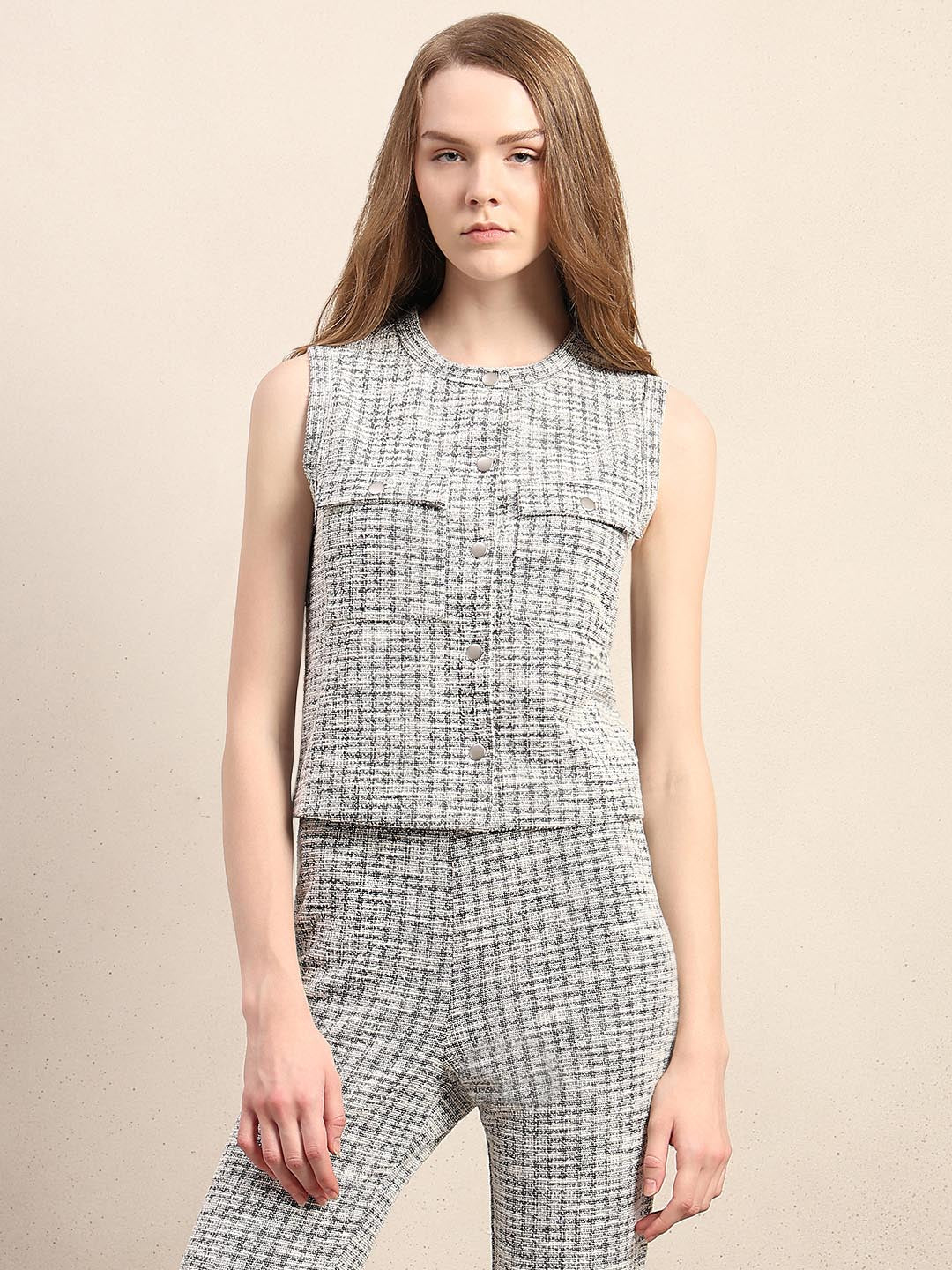 Grey Textured Sleeveless Knit Tops