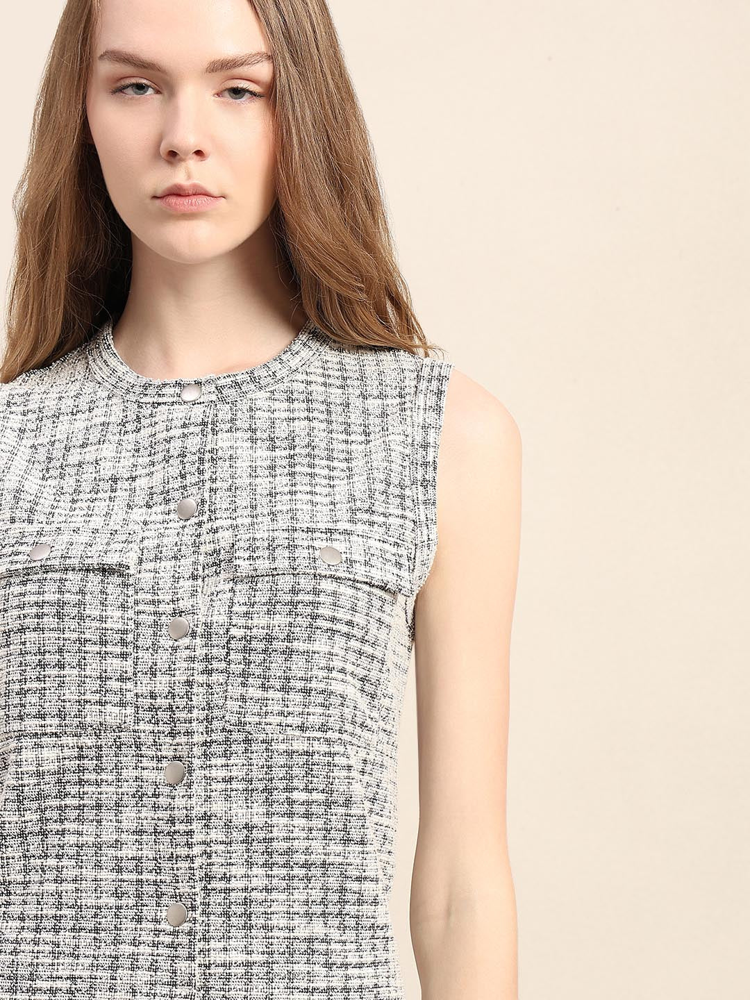 Grey Textured Sleeveless Knit Tops