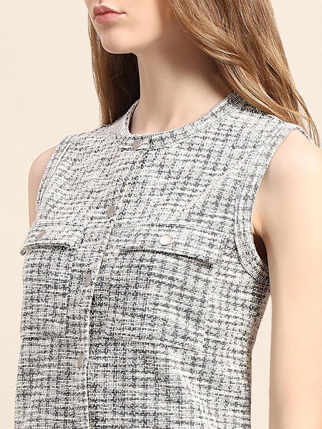 Grey Textured Sleeveless Knit Tops