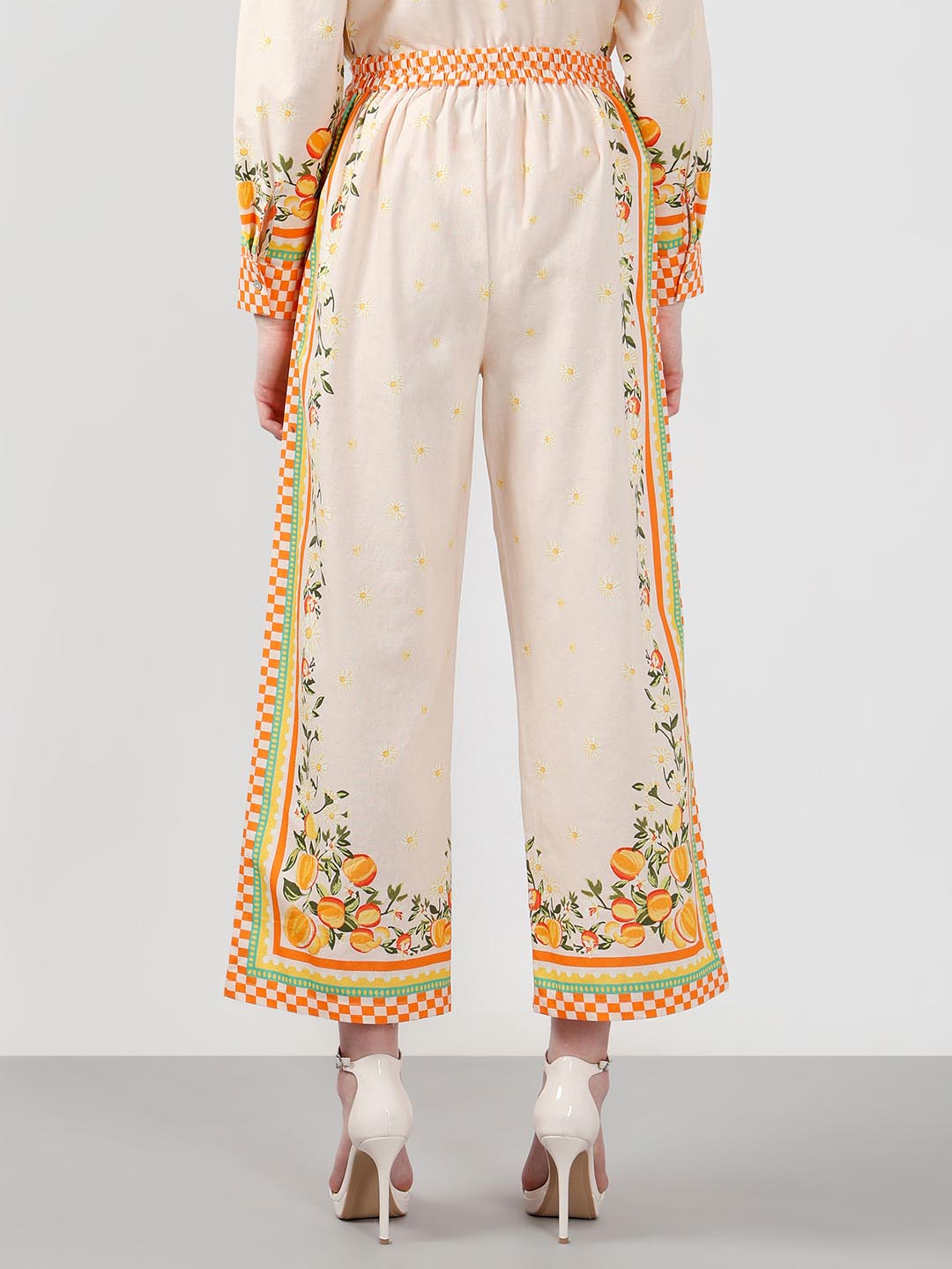 Vero Moda Yellow Printed Pants