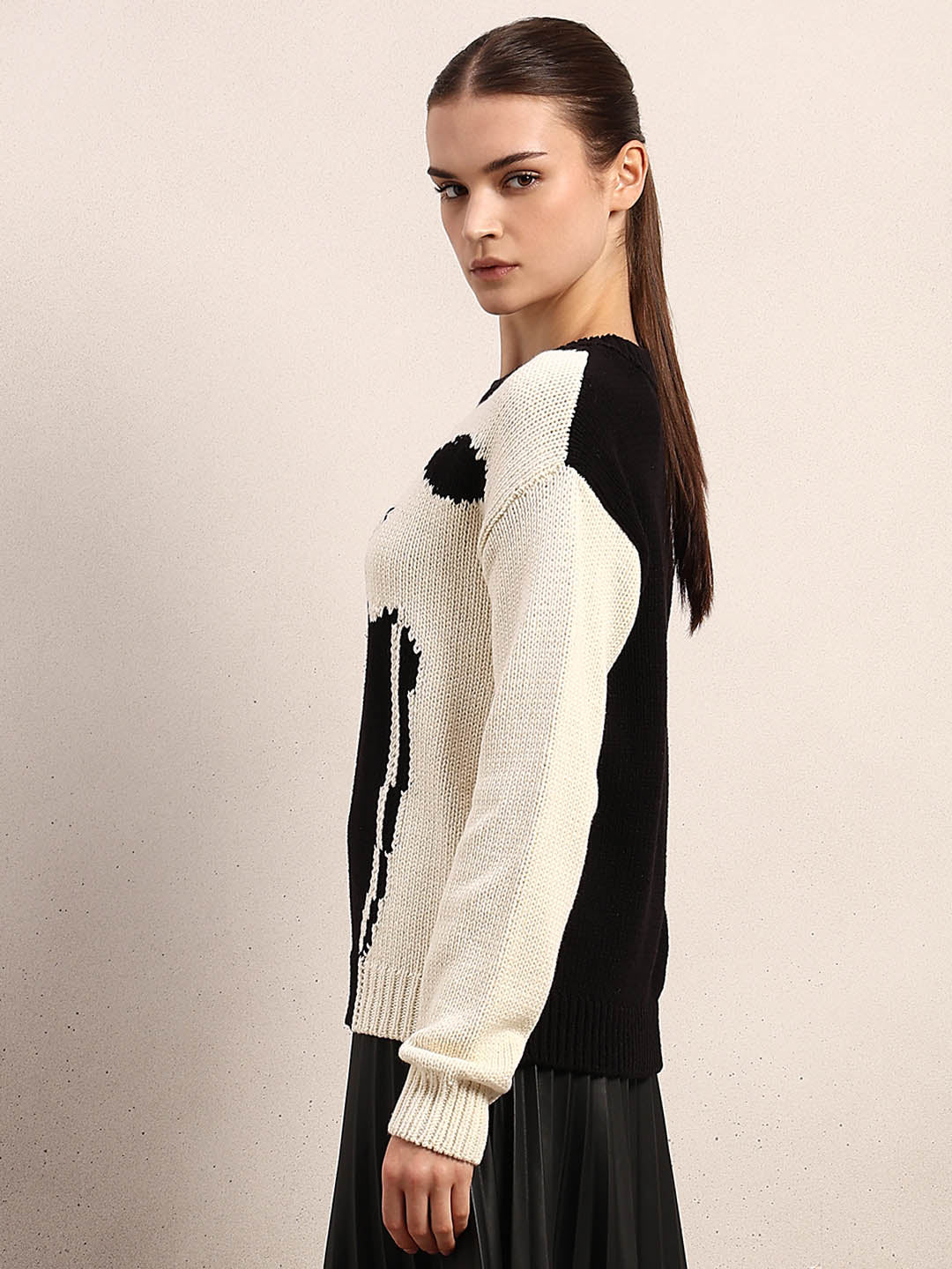【Andequal】bicolor 2way knit Dual Tone O-Neck Pullover - Black