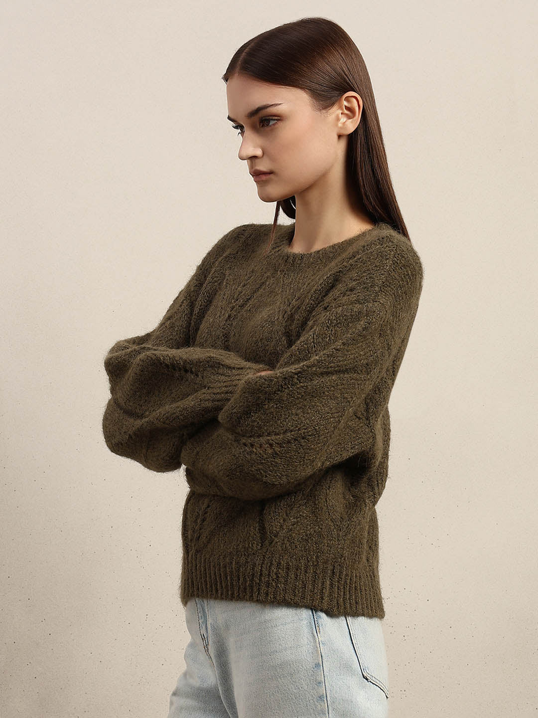 Stitch Detail O-Neck Sweater