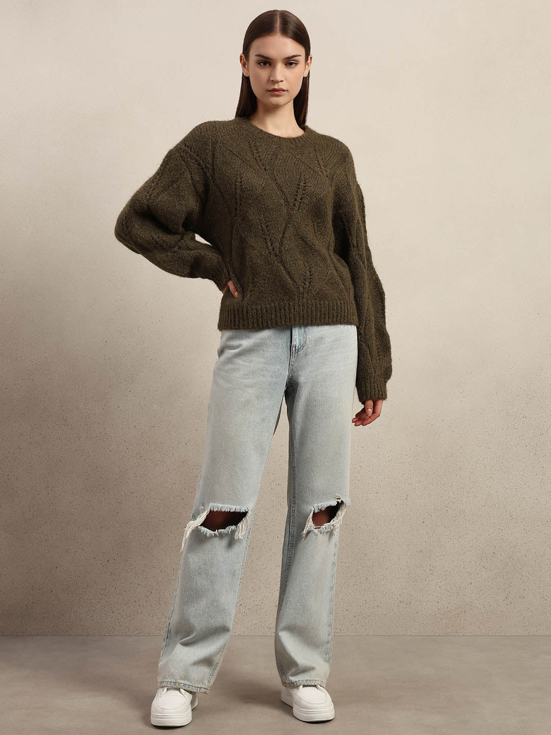 Stitch Detail O-Neck Sweater