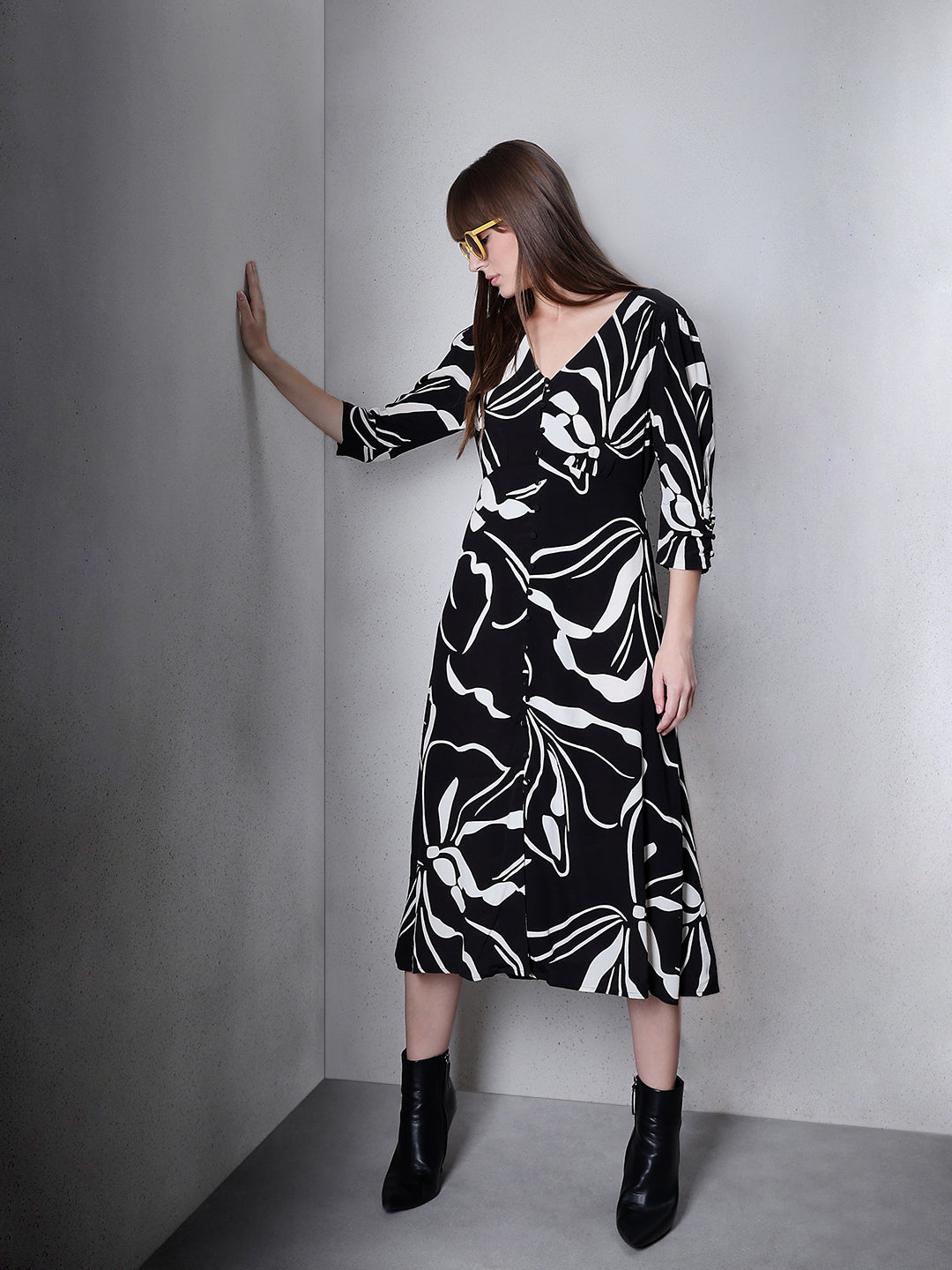 Printed V-Neck Midi Dress