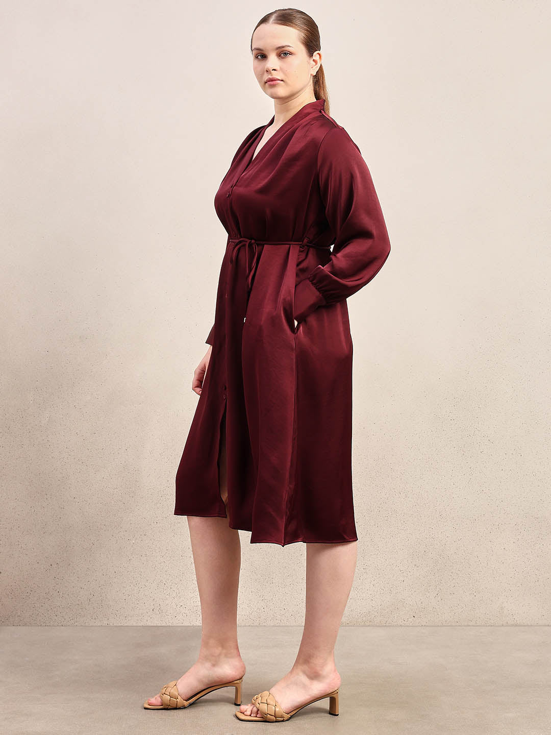 Curve Belted V-Neck Midi Dress - Maroon