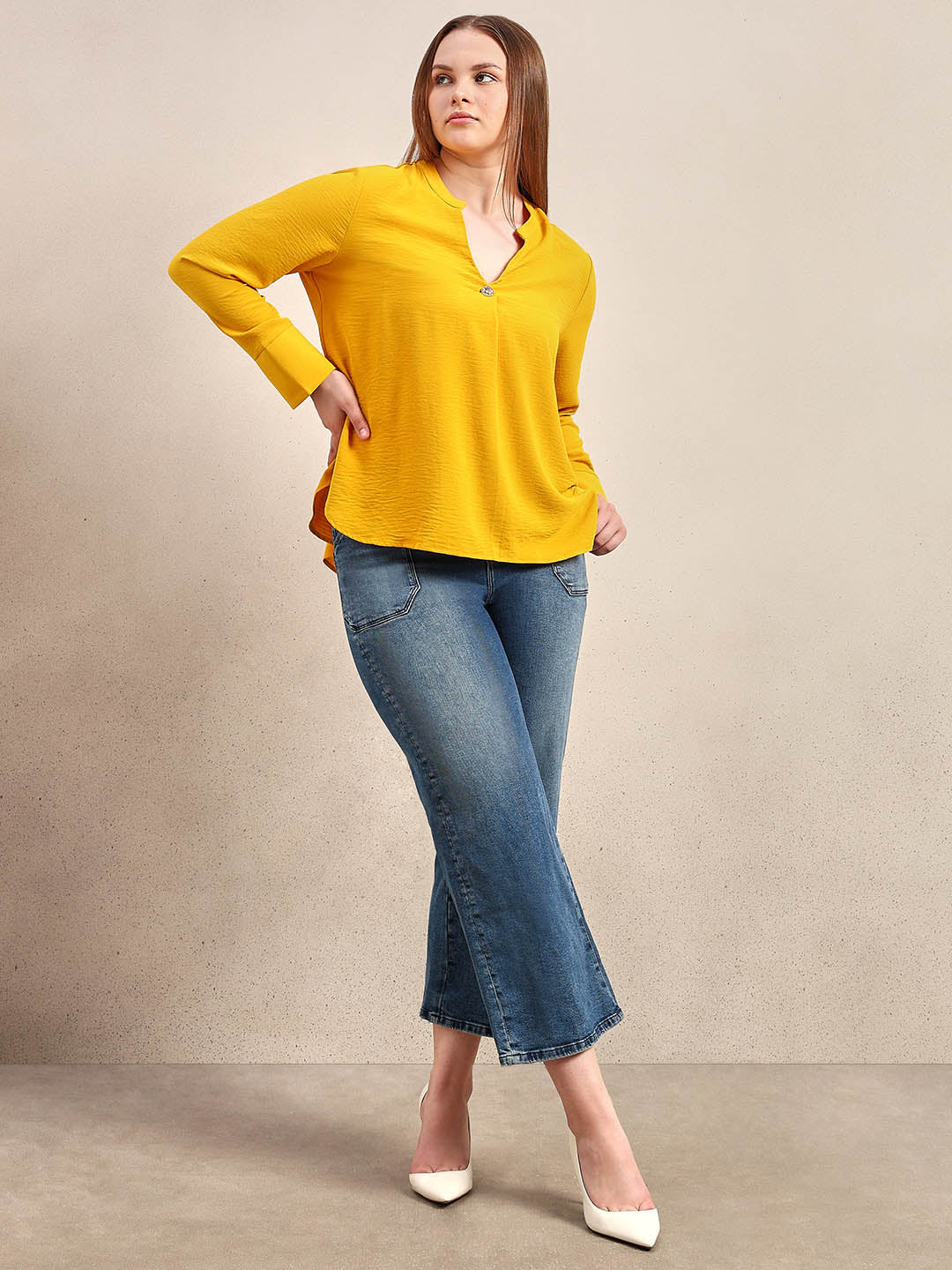 Curve V-Neck Top