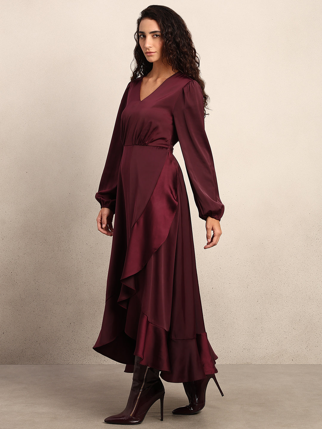 Ruffle Detail V-Neck Midi Dress