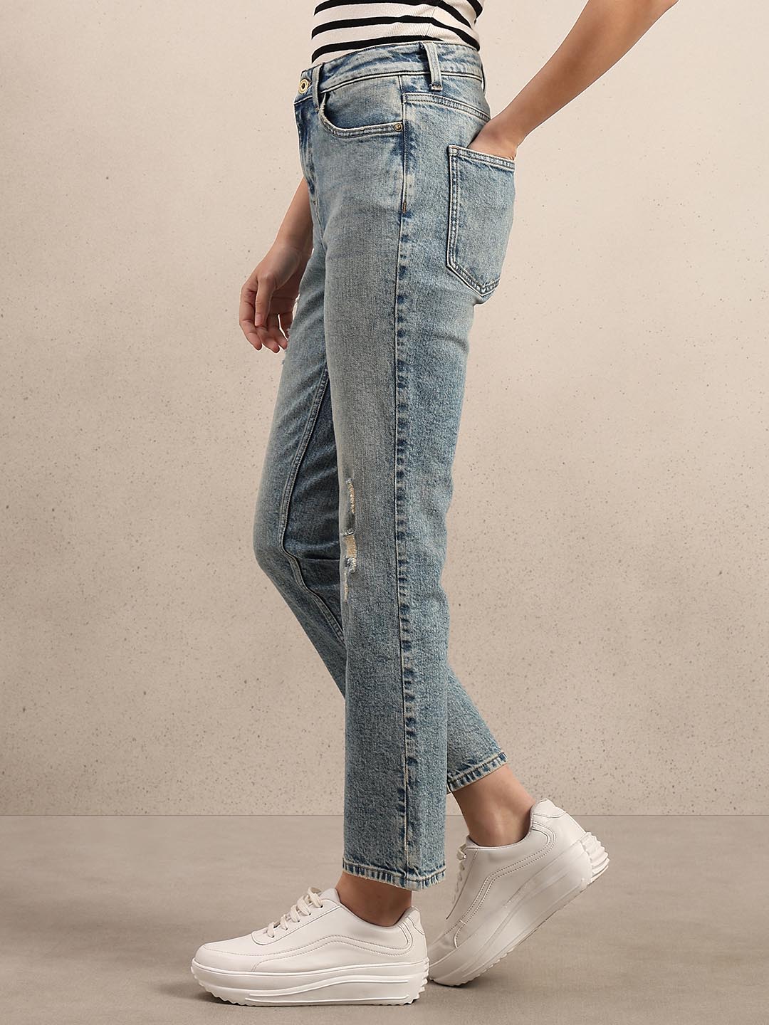 Light Blue Distressed Straight Fit Jeans