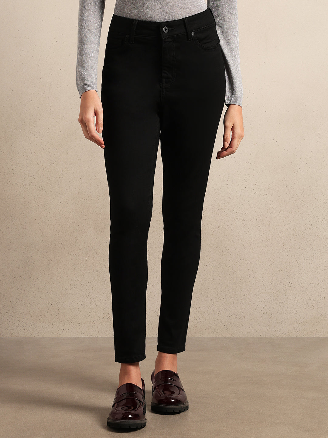 High Rise Skinny Fit Jeans