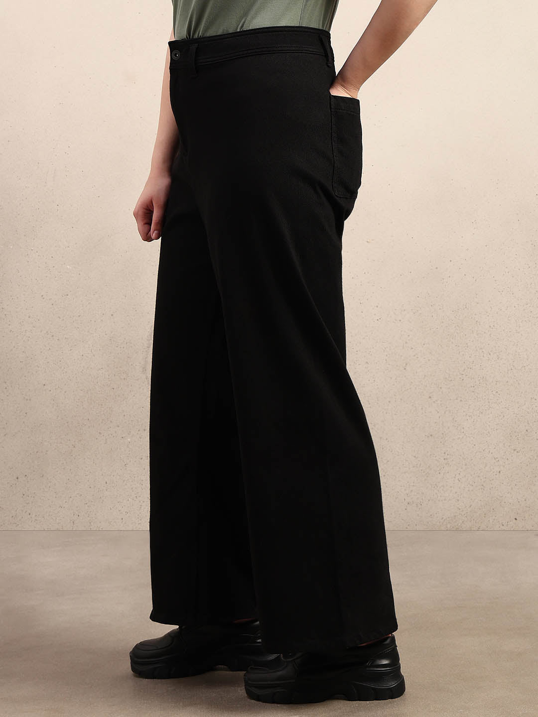 Curve High-Rise Black Flared Jeans