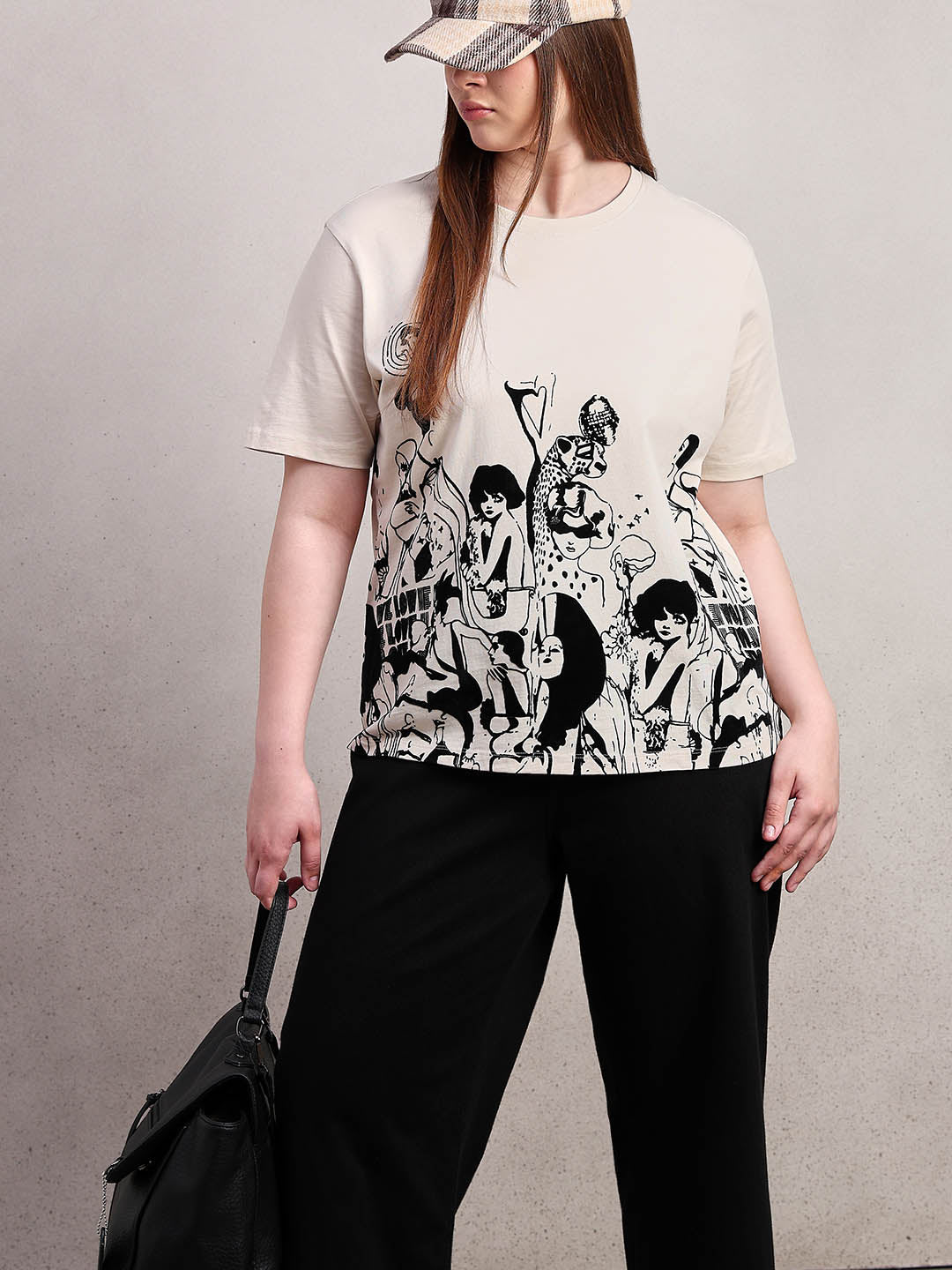 Curve Graphic Print T-Shirt