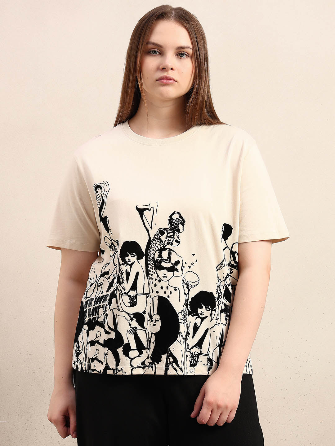 Curve Graphic Print T-Shirt