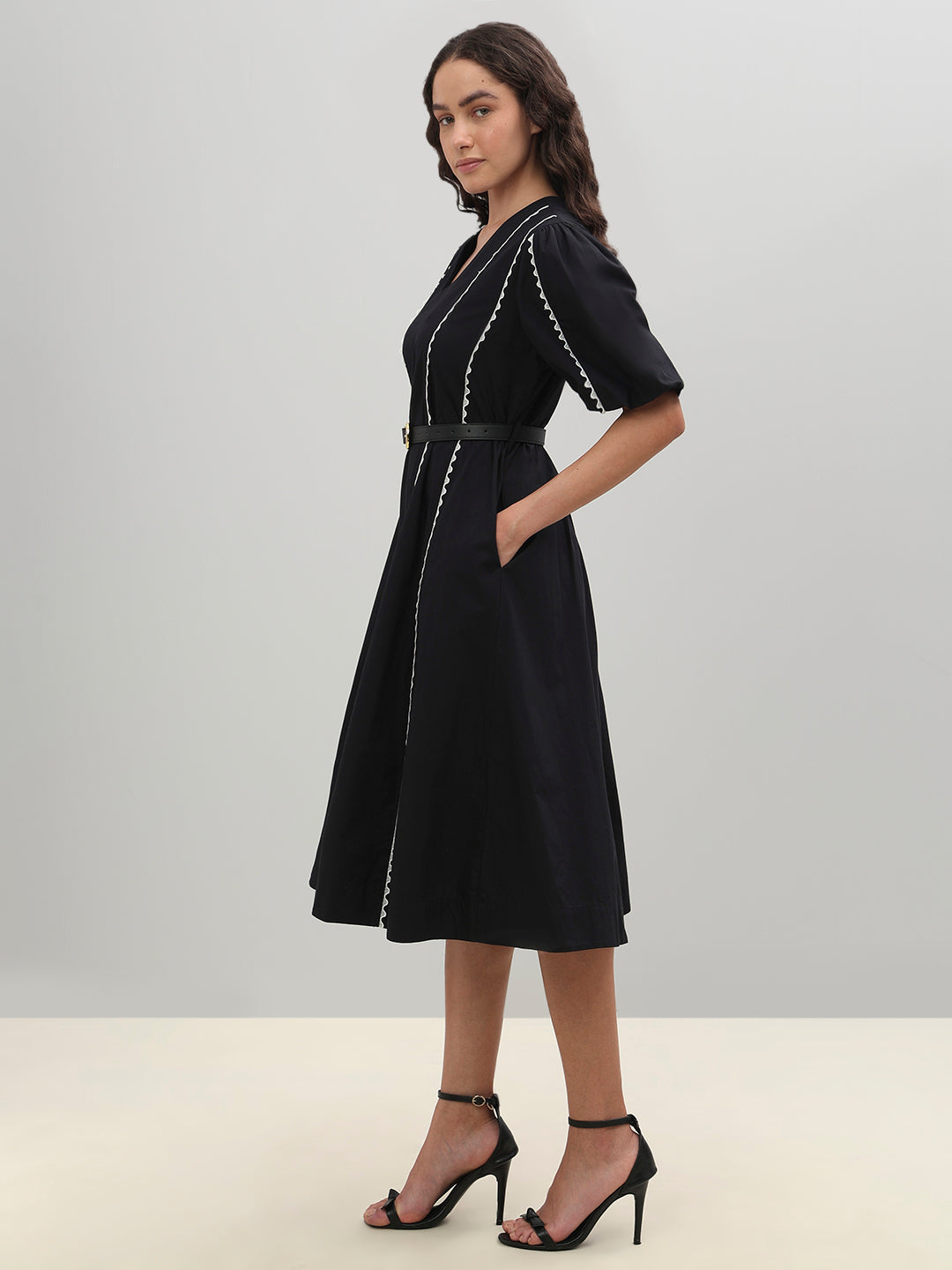 V-Neck Contrast Stitch Midi Dress