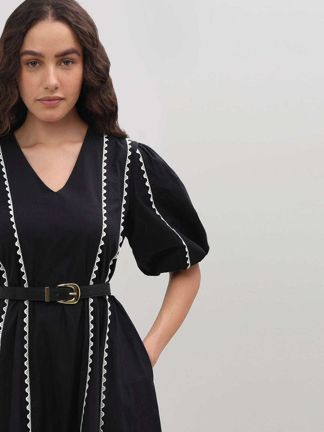 V-Neck Contrast Stitch Midi Dress