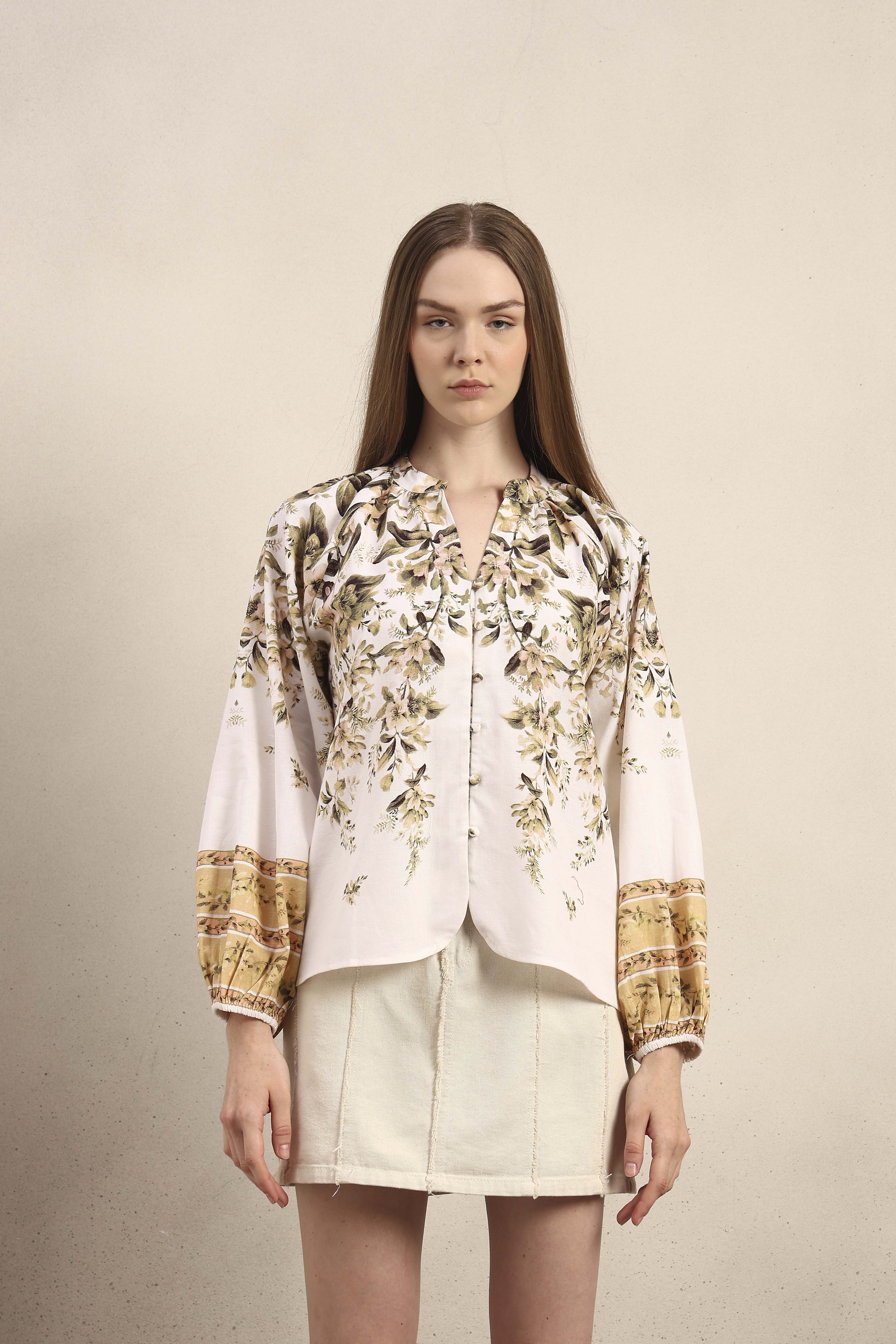 Delicate Floral Print Top