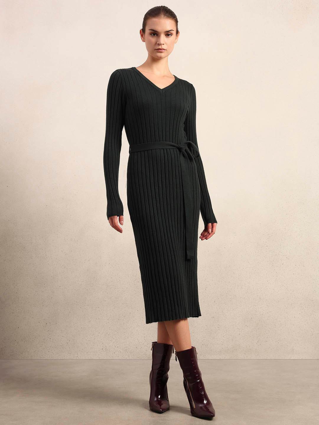 Ribbed V-Neck Knitted Midi Dress