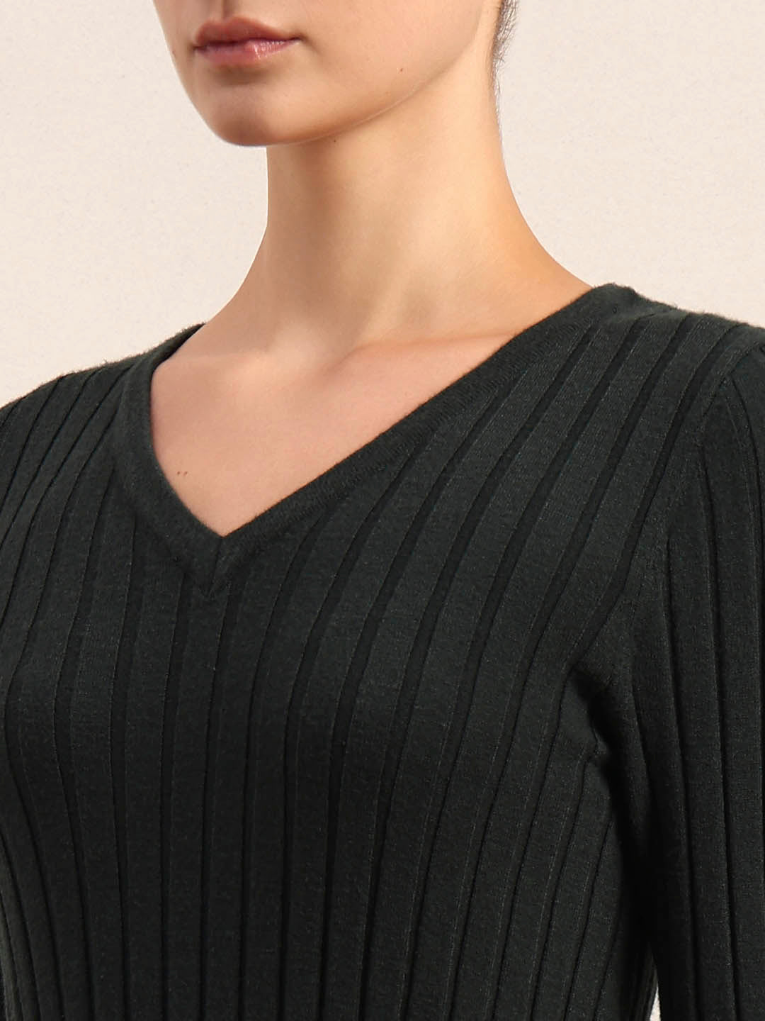 Ribbed V-Neck Knitted Midi Dress