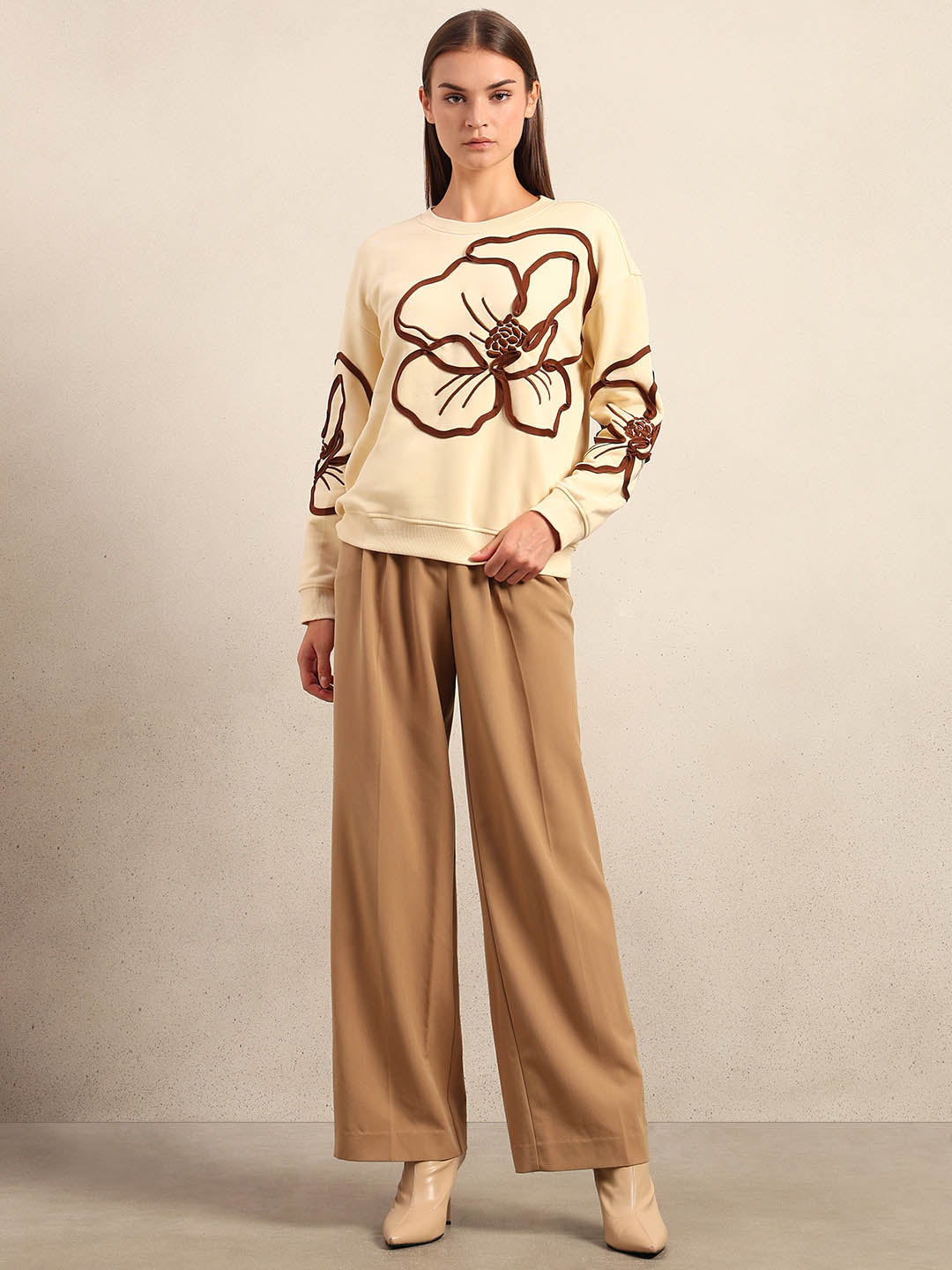 Floral Applique Sweatshirt