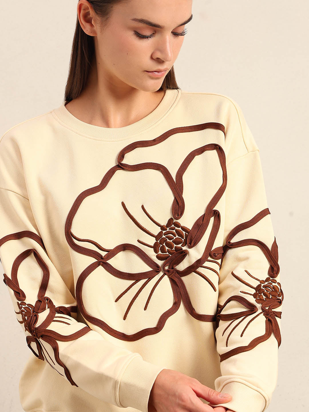 Floral Applique Sweatshirt