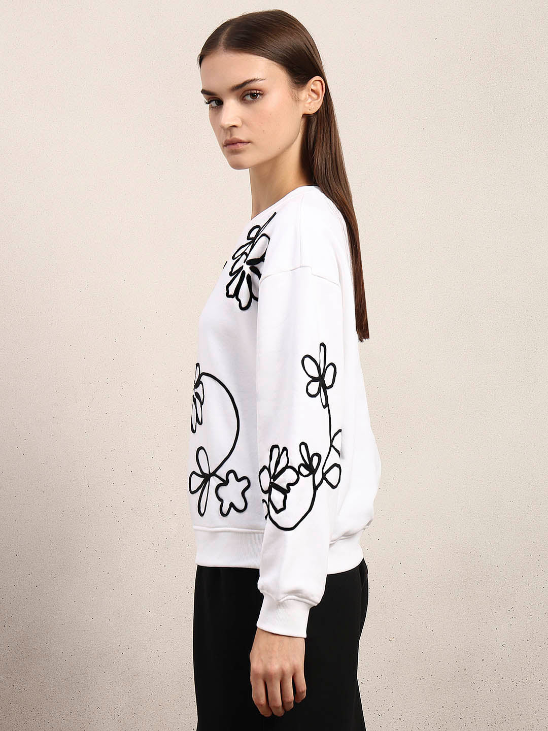 White Floral Print Sweatshirt