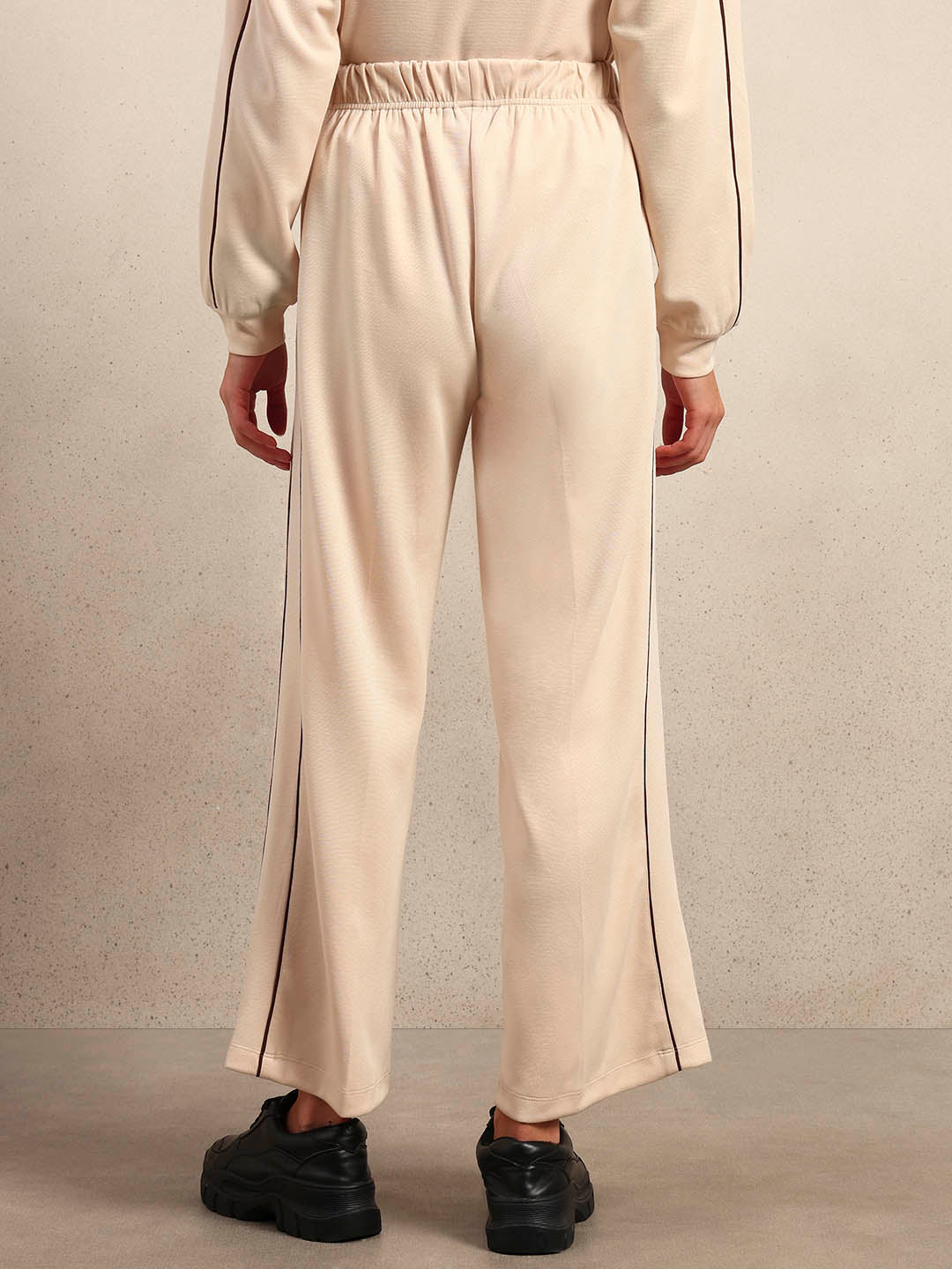 Relaxed Fit Wide Leg Sweatpants