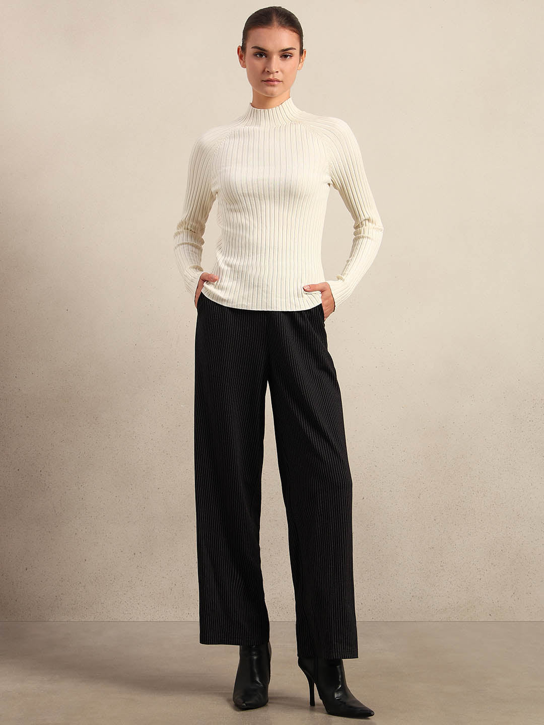 White Ribbed Knit Fitted Top