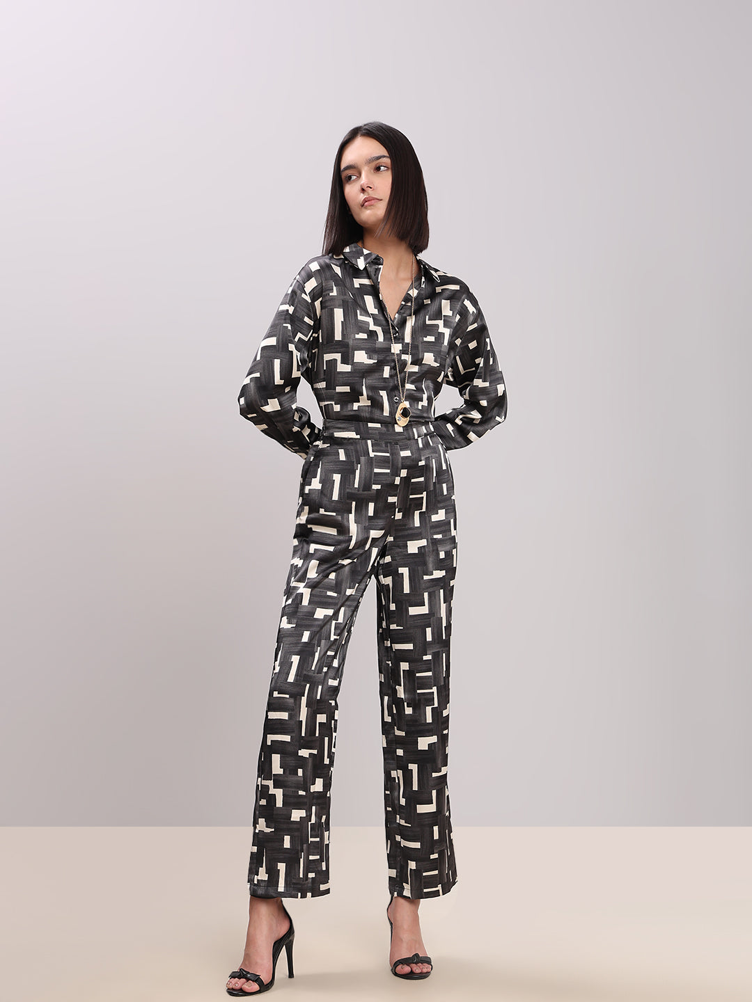 Geometric Print Straight Fit Pants