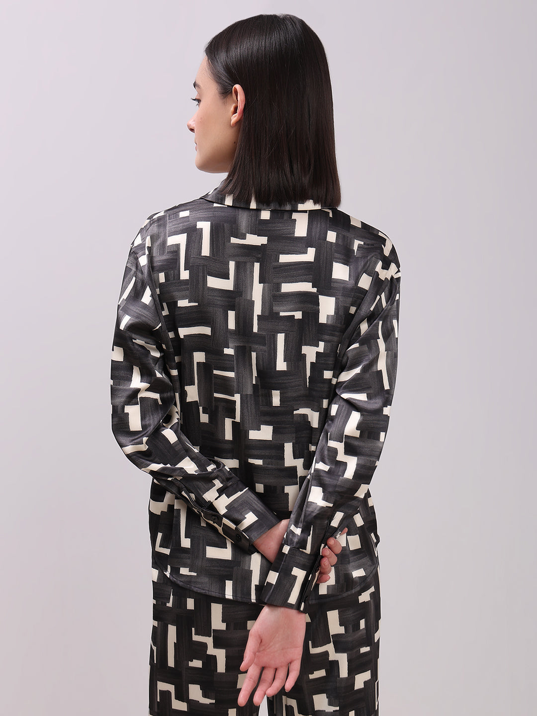 Geometric Print Button-Down Shirt