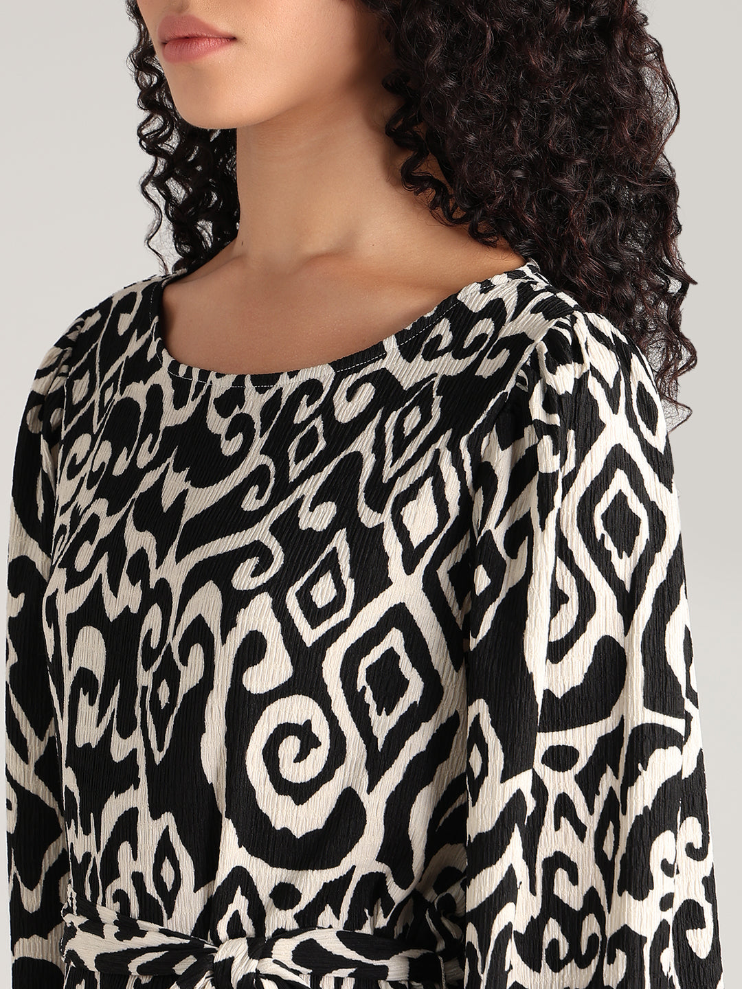 Black & White Printed Long-Sleeve Dress