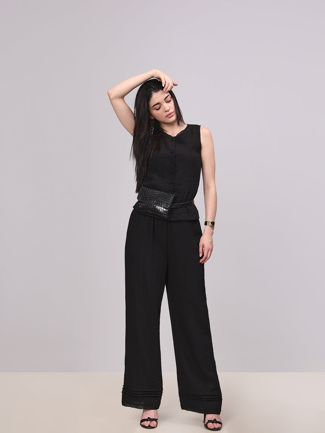 Black Quilted O-Neck Top