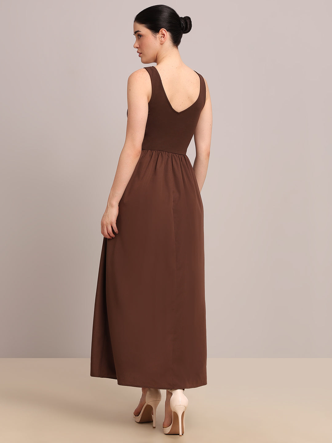 Brown Sleeveless Long Dress