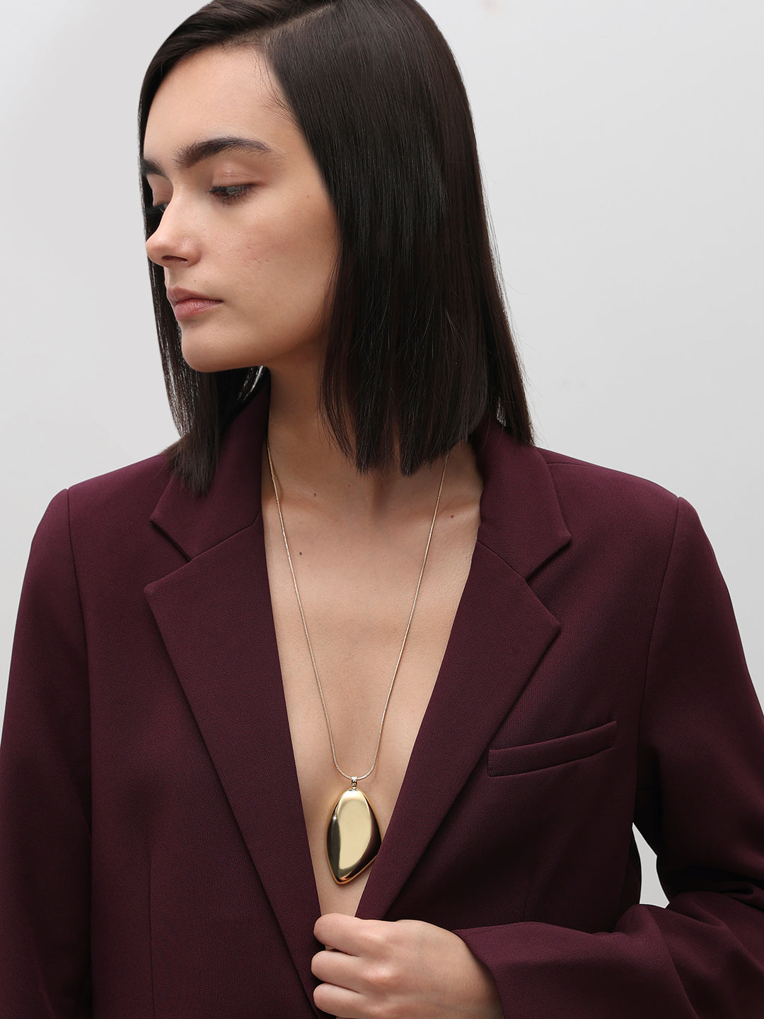 Sculpted Pendant Necklace