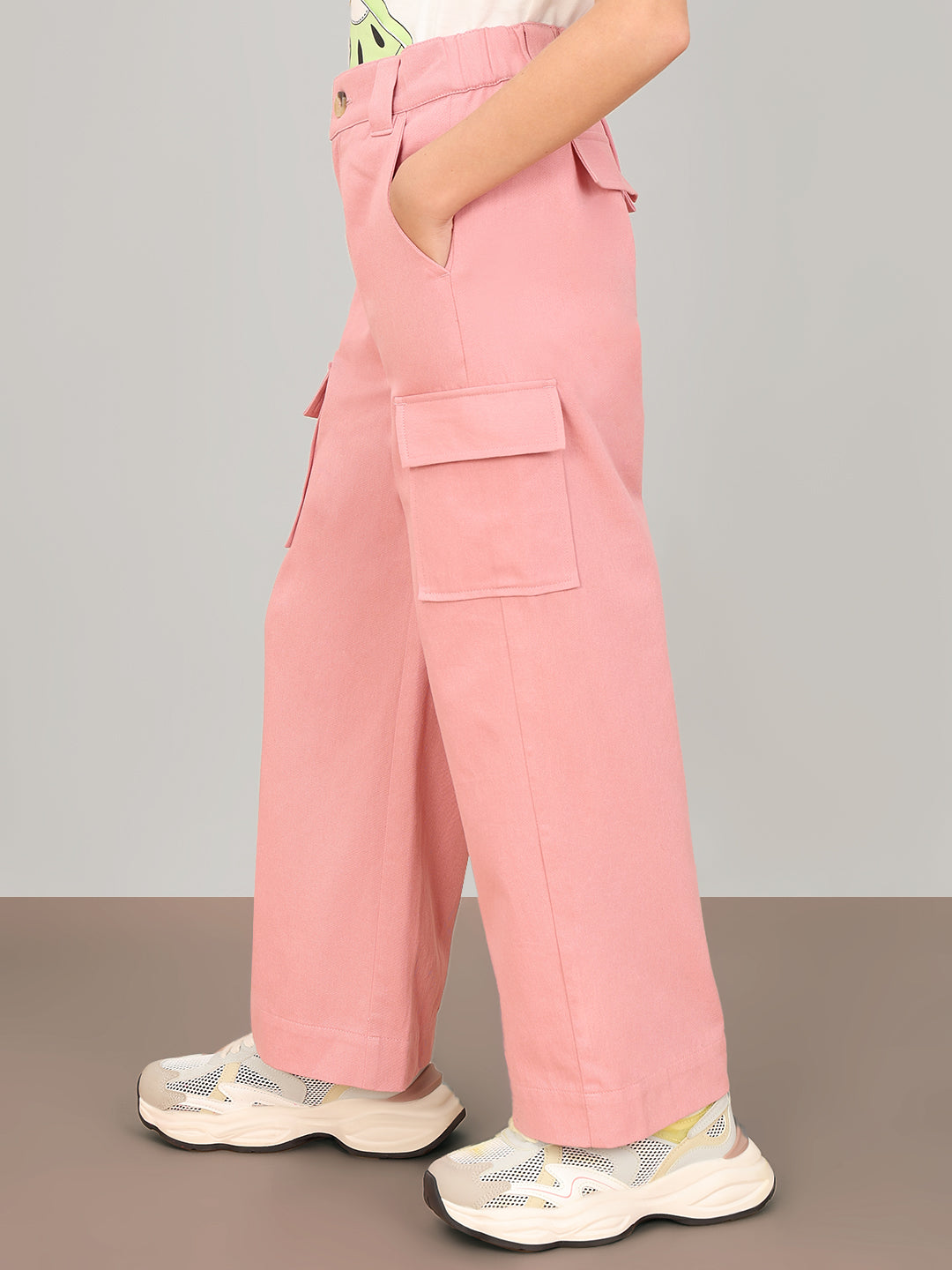 GIRL Mid Rise Wide Leg Cargo Pants