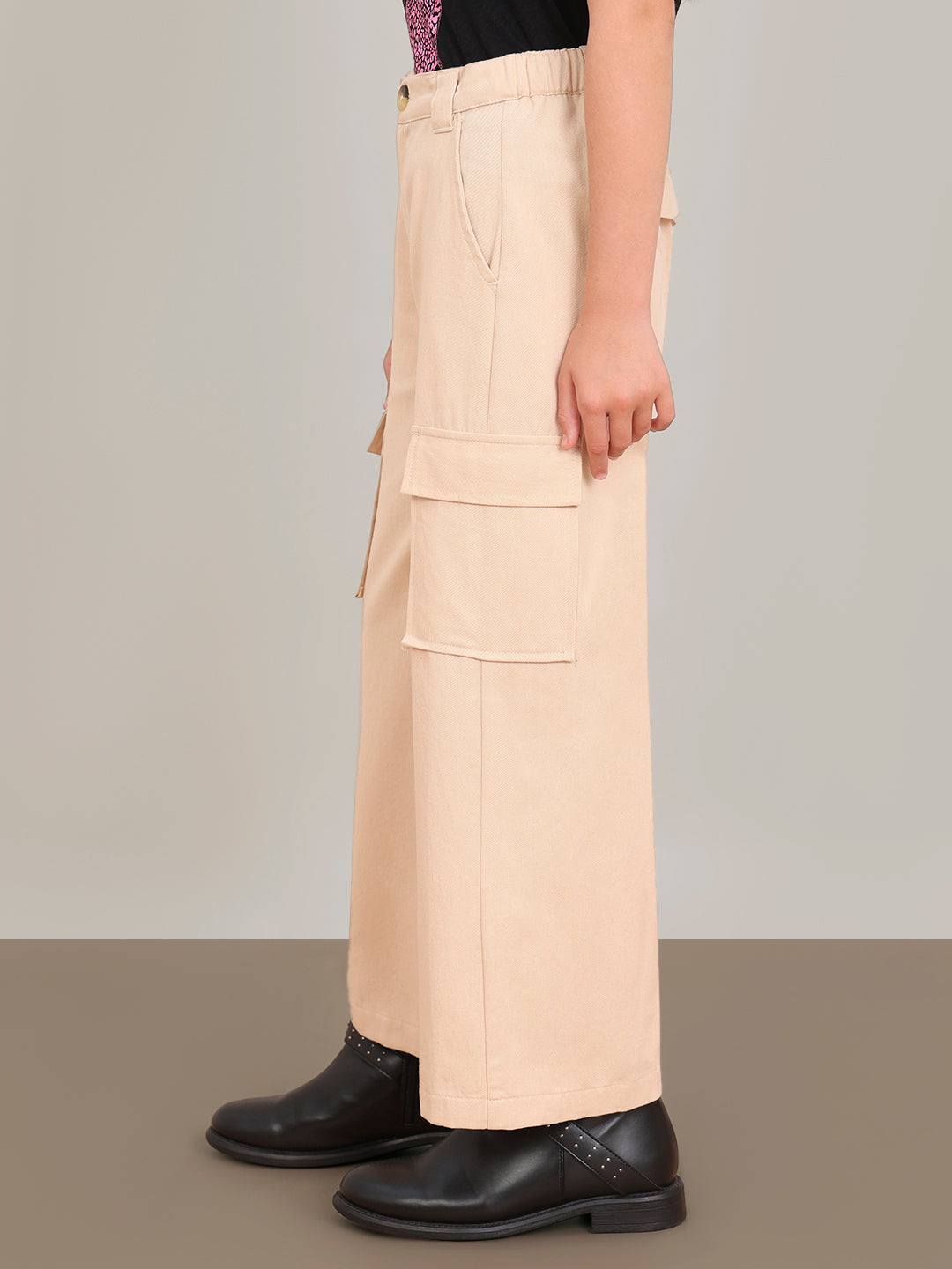GIRL Mid Rise Wide Leg Cargo Pants - Beige