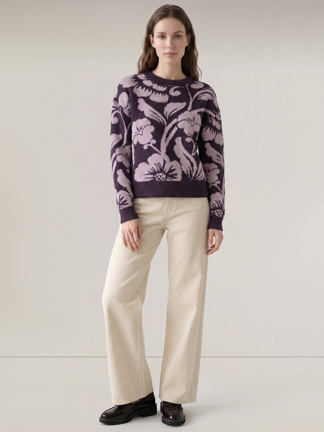 Floral Jacquard O-Neck Pullover