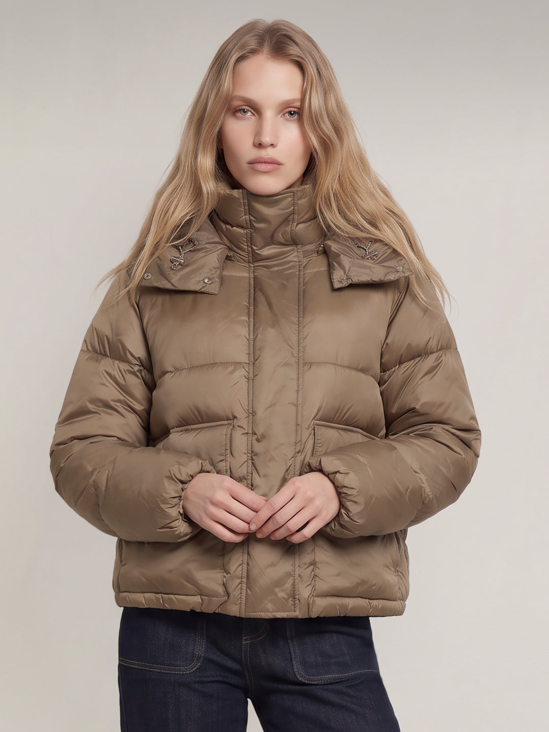 Short Hooded Puffer Jacket
