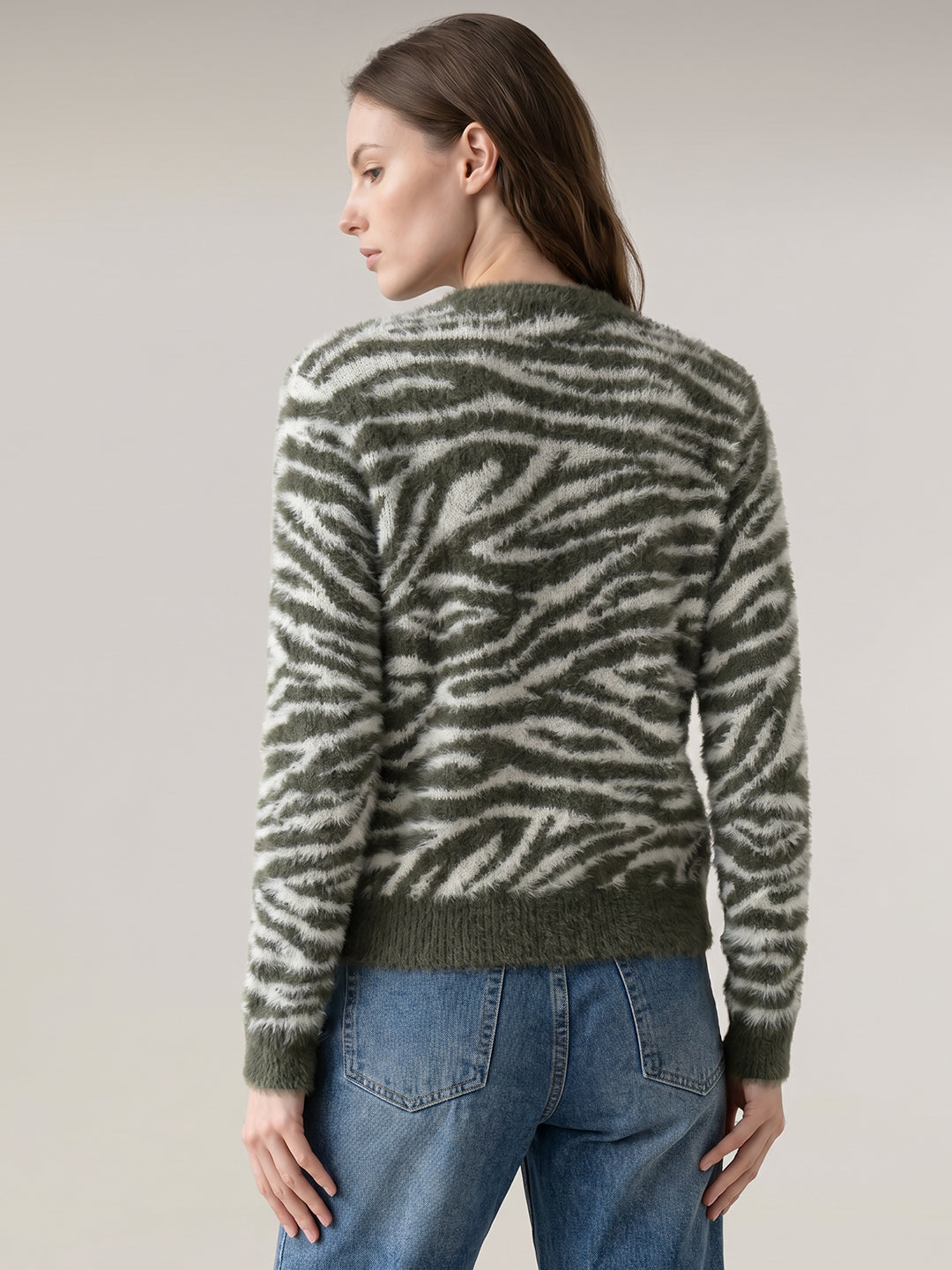 Animal Print O-Neck Pullover