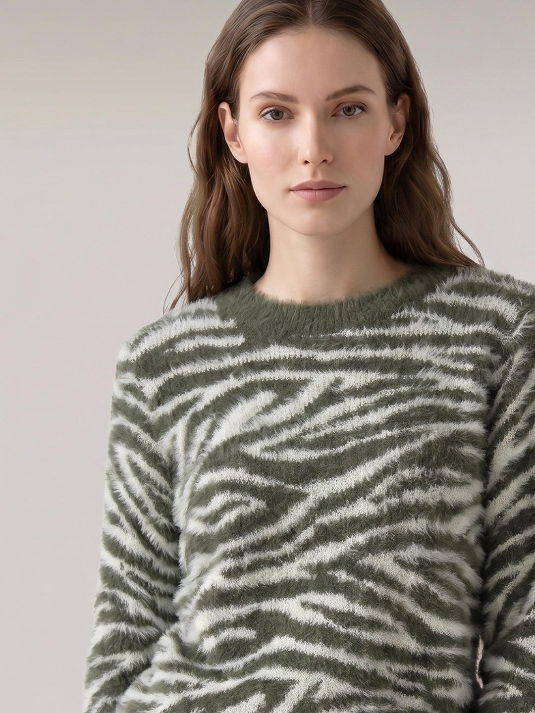 Animal Print O-Neck Pullover