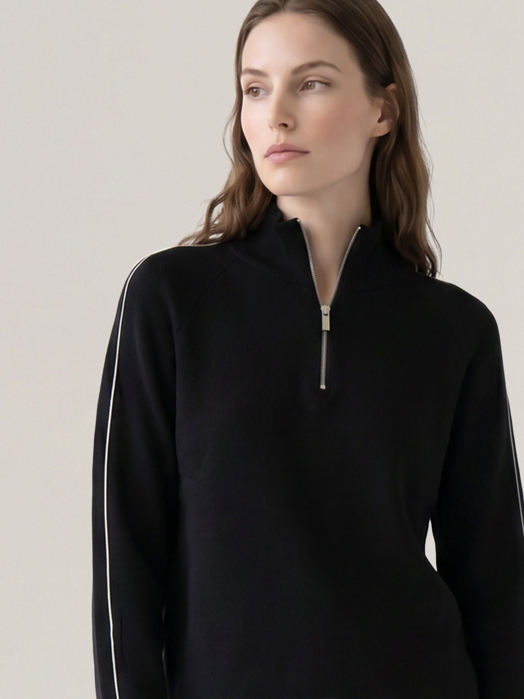 Black High Neck Zipper Pullover