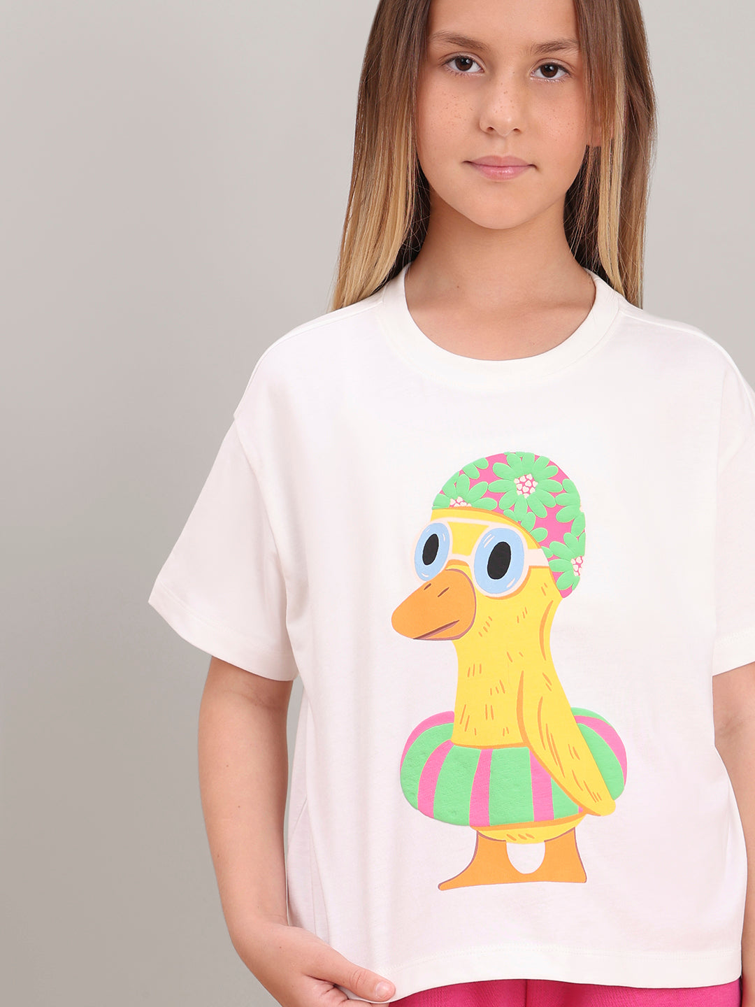 GIRL White Duck Print T-shirt