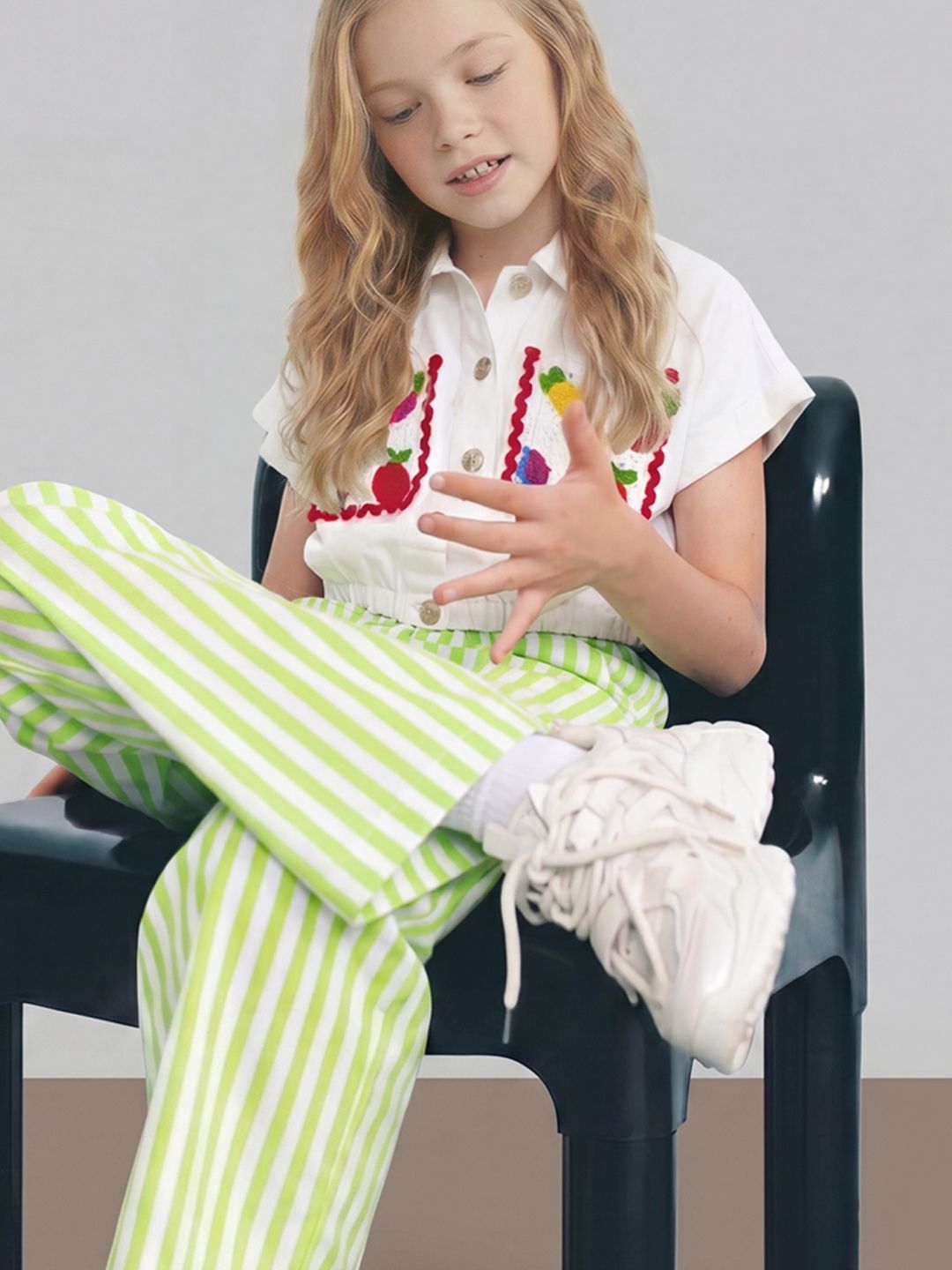 GIRLS Green Mid Rise Striped Pants