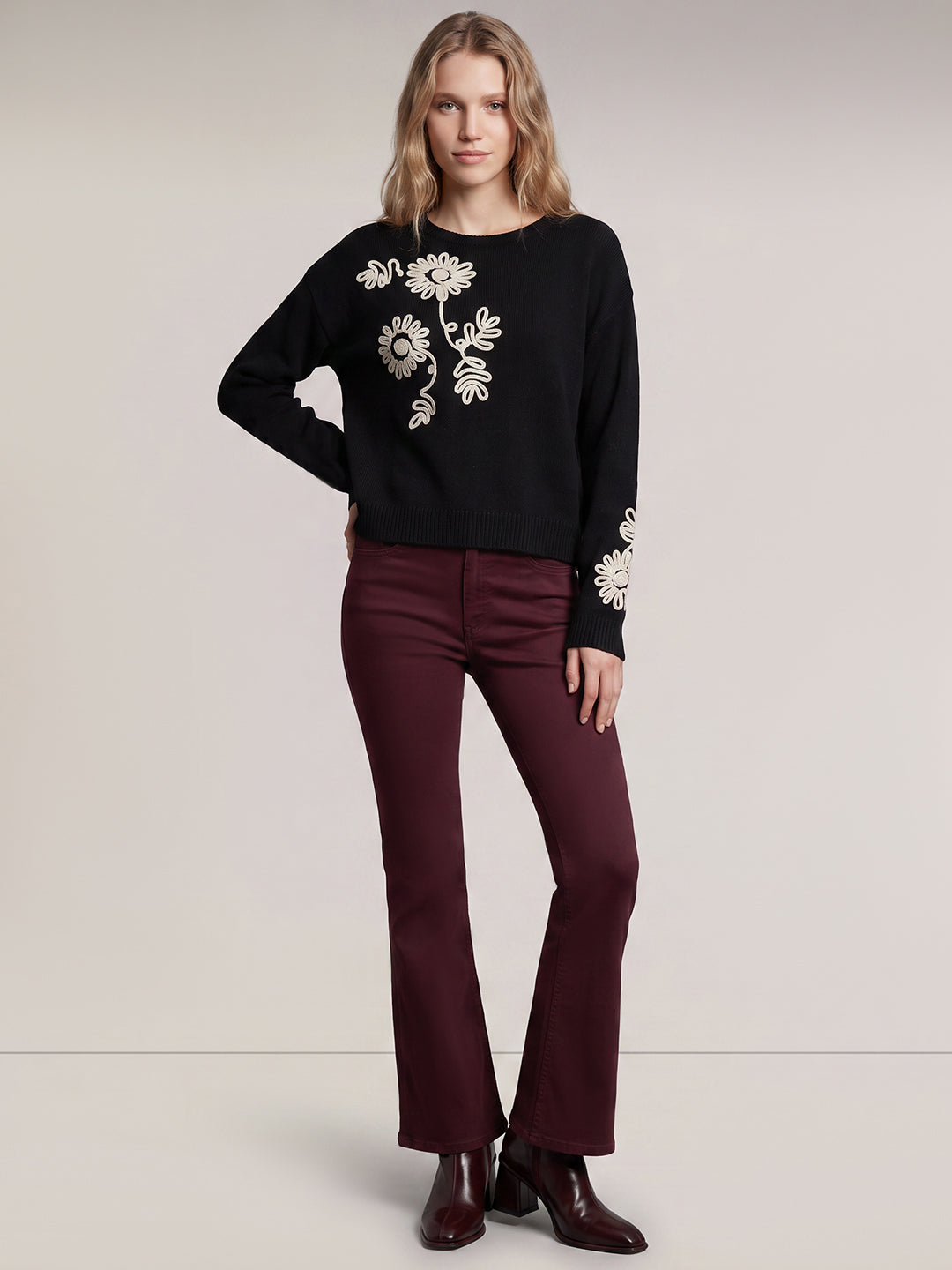 Black Embroidered O-Neck Pullover