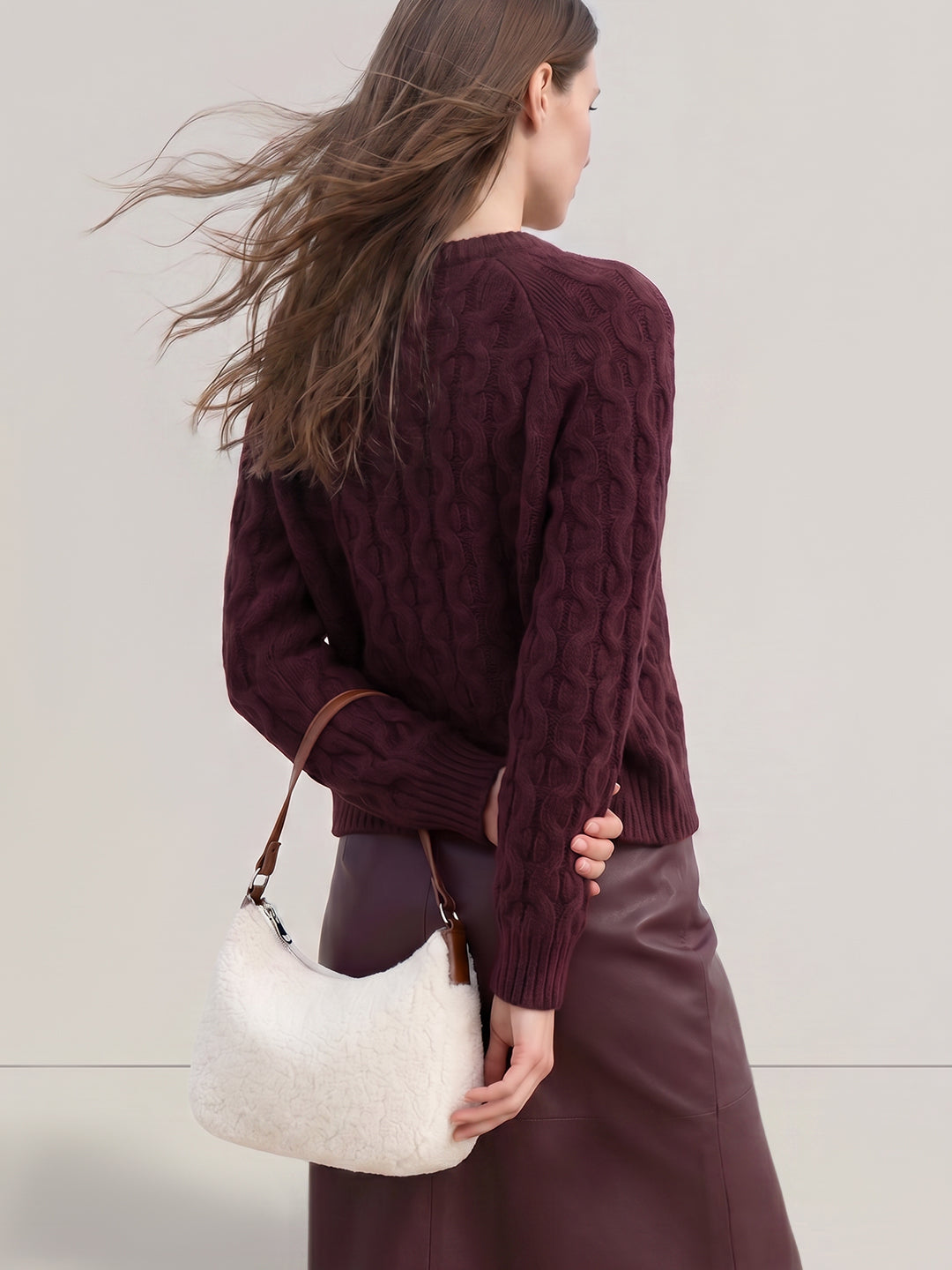 Cable Knit O-Neck Pullover