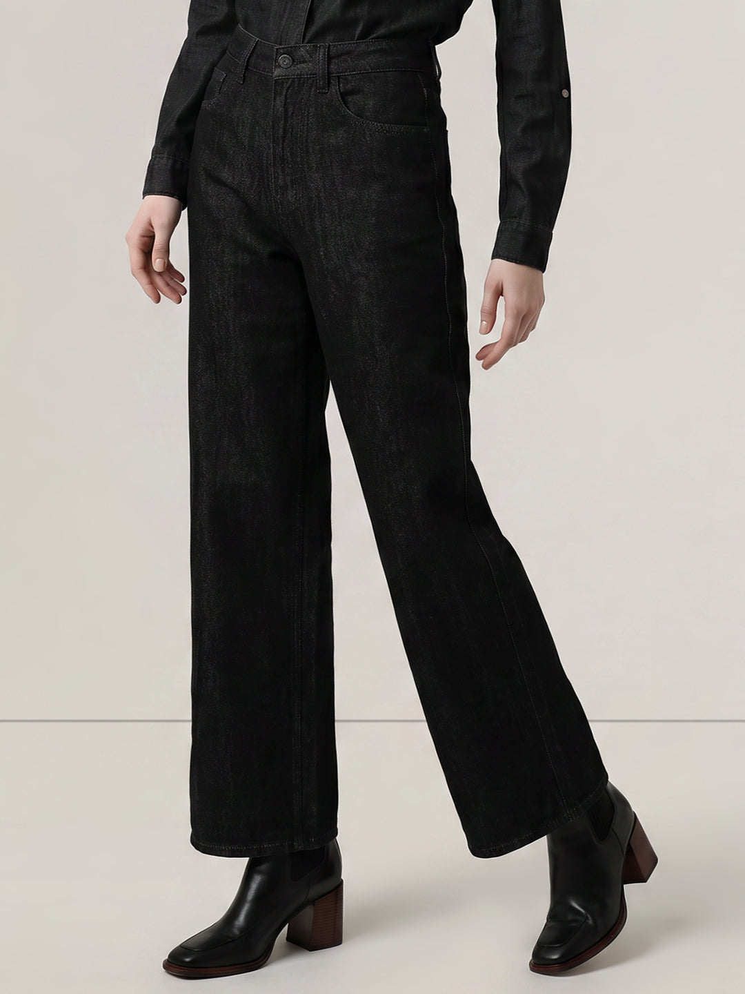 Black High Rise Straight Fit Jeans