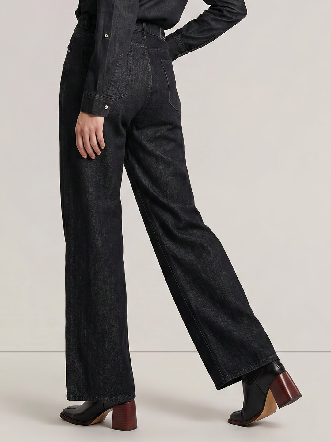 Black High Rise Straight Fit Jeans