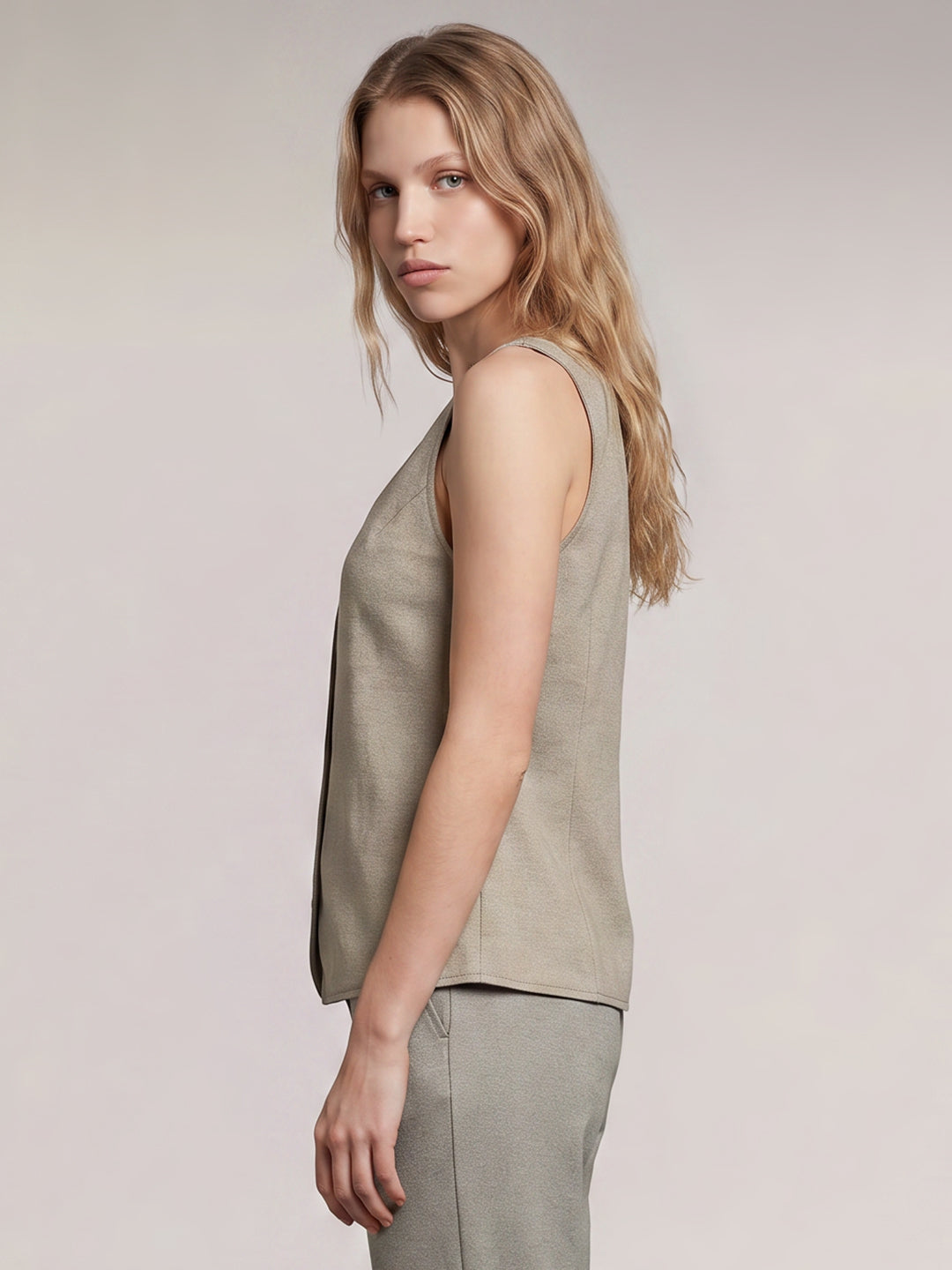 Sleeveless Knit Waistcoat
