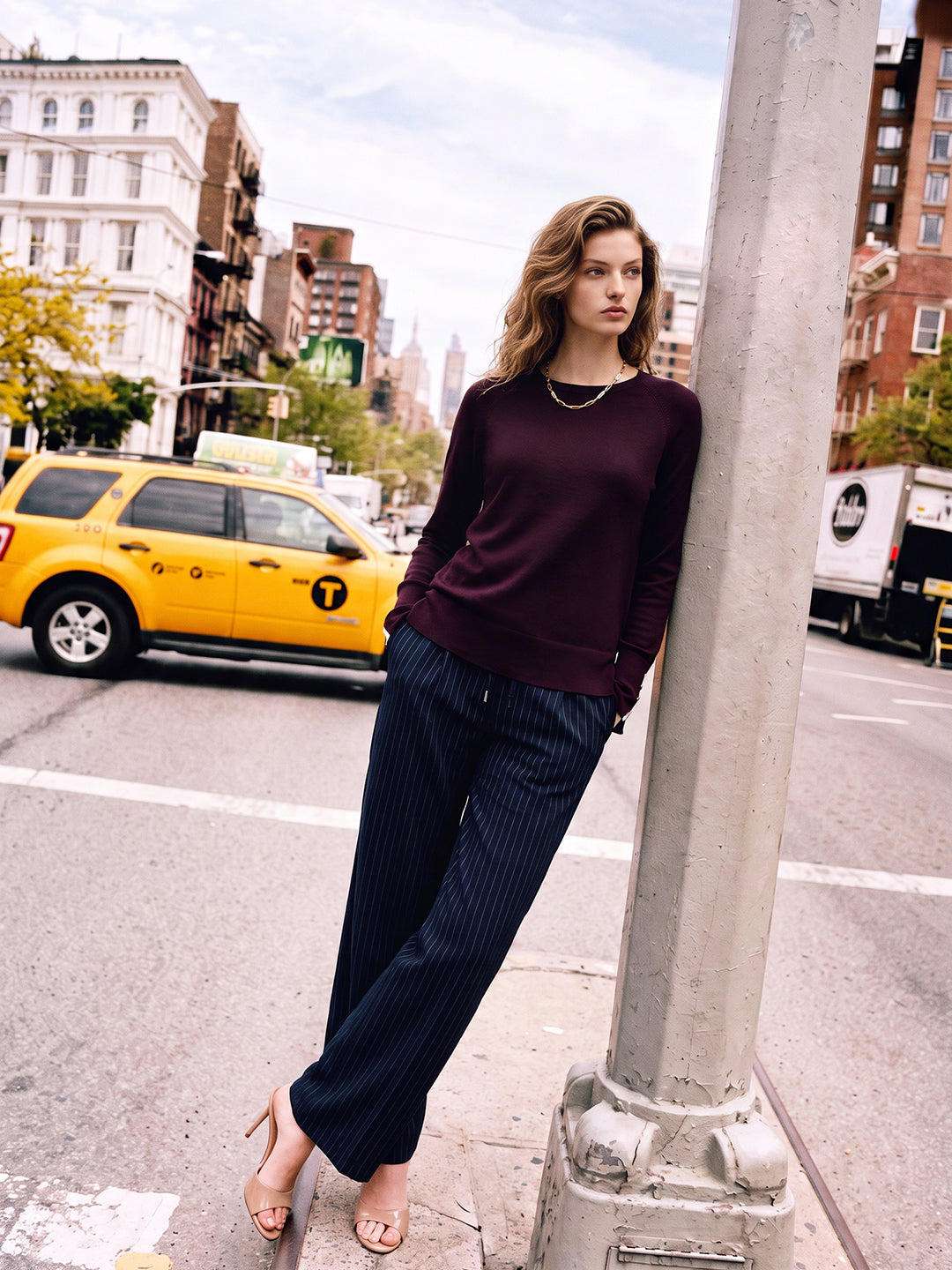 Burgundy Fine-knit crew-neck Pullover
